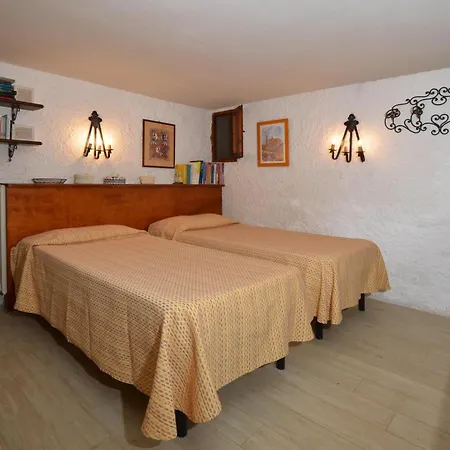 Il Fortino - Happy * 蒙特里久尼